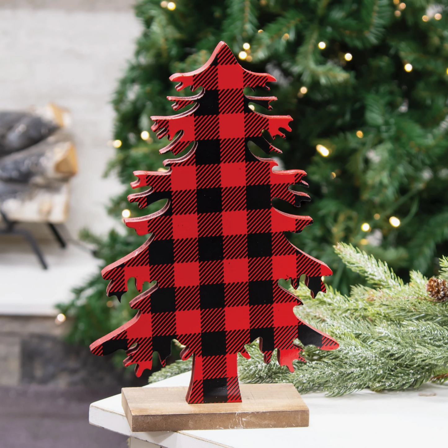 Red & Black Buffalo Check Wood Tree