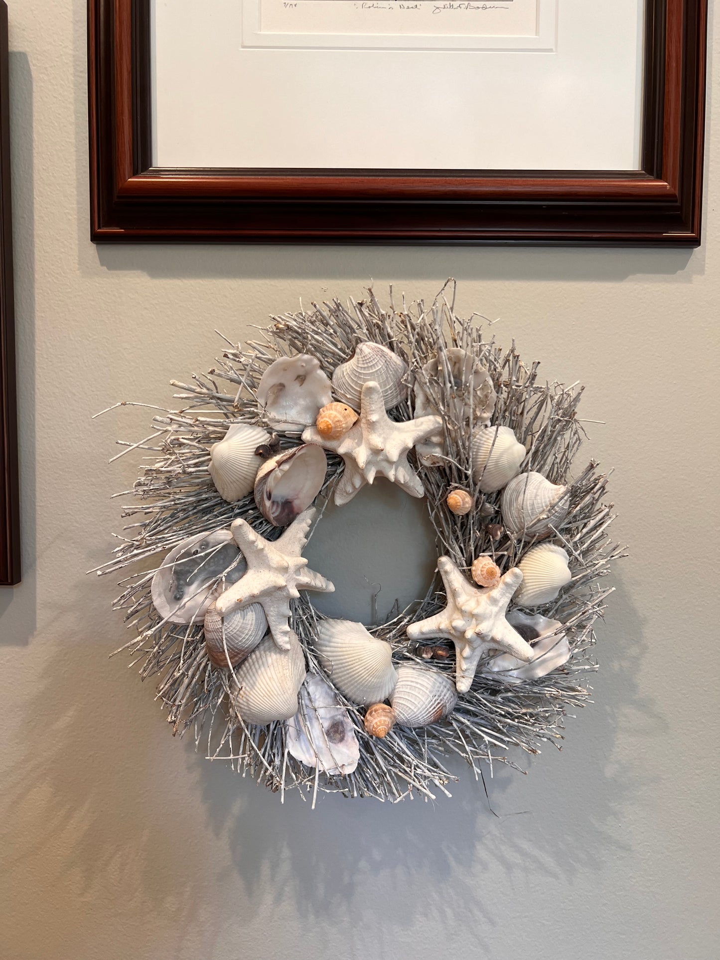 Mini Daniel Island - White Starfish Coastal Seashell Wreath