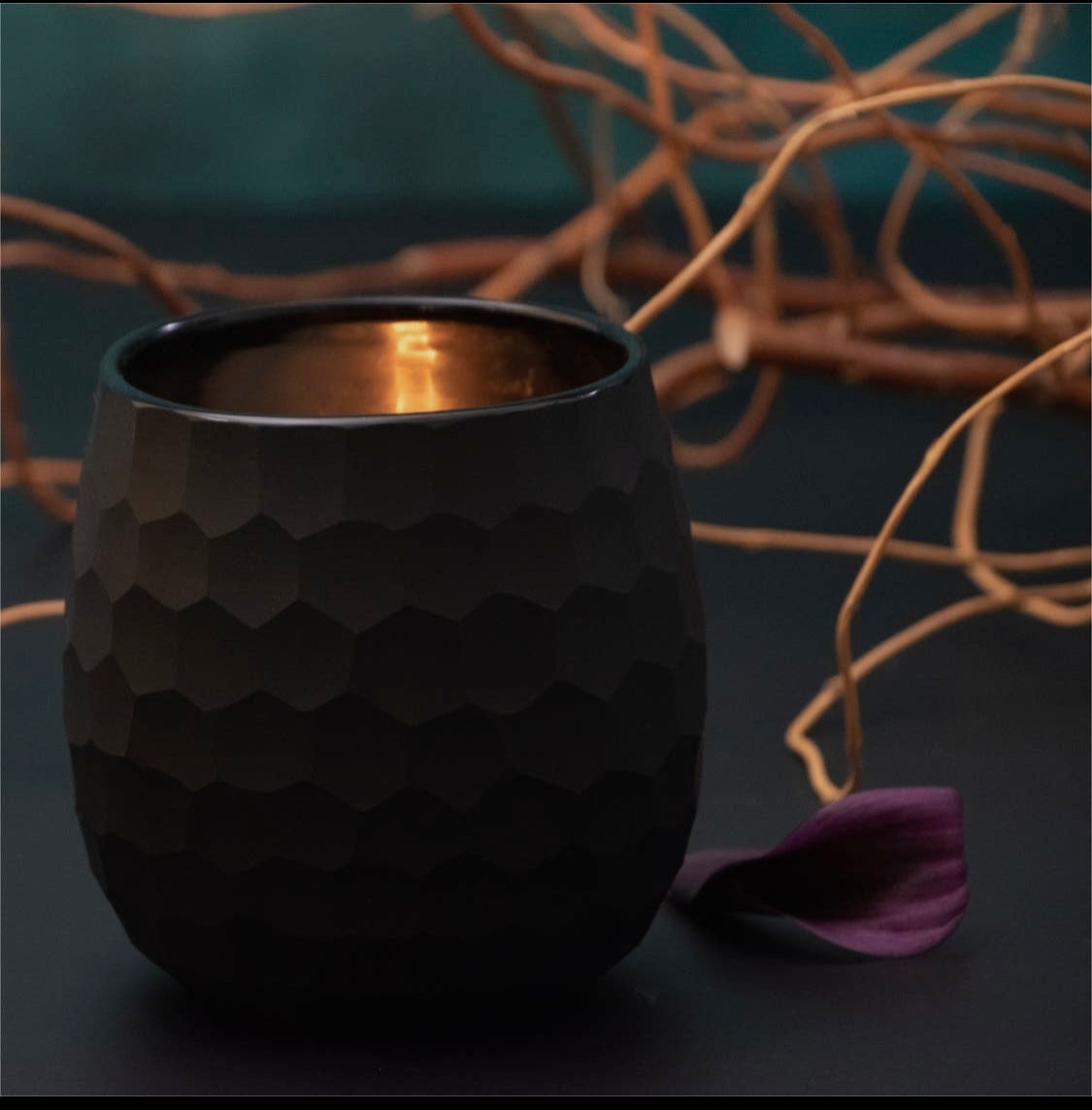 Botanique Luxe Black Glass Candle - Black Lagoon