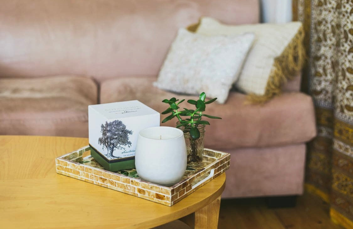 Botanique Luxe White Glass Candle - Sanctuaries of Cypress