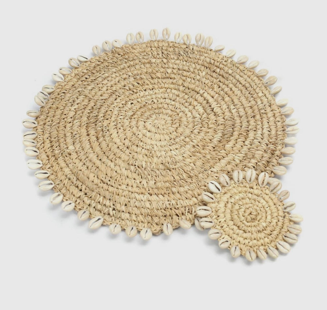 Raffia and SeaShell Coaster