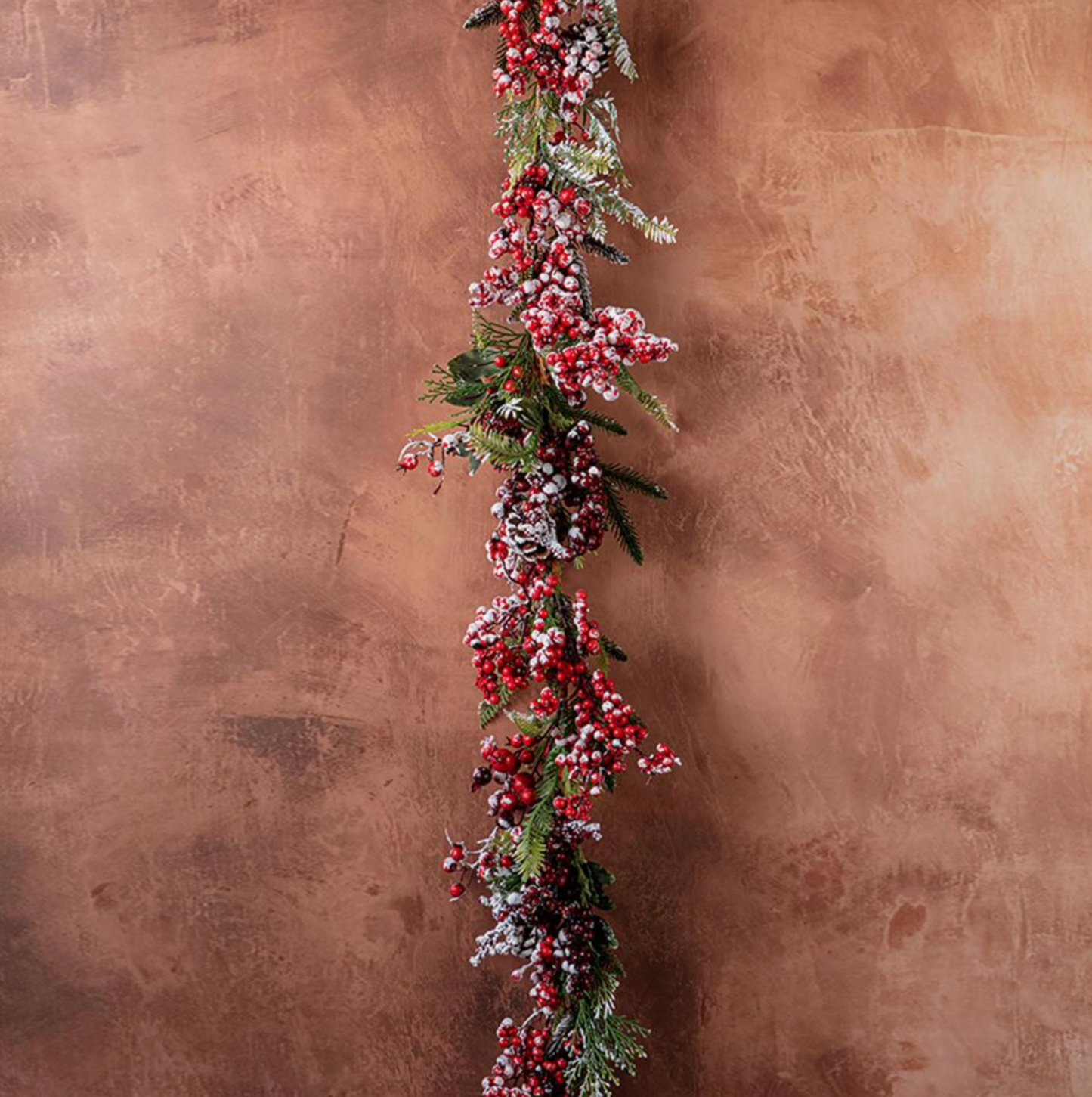 Winter Berry Frosted Garland