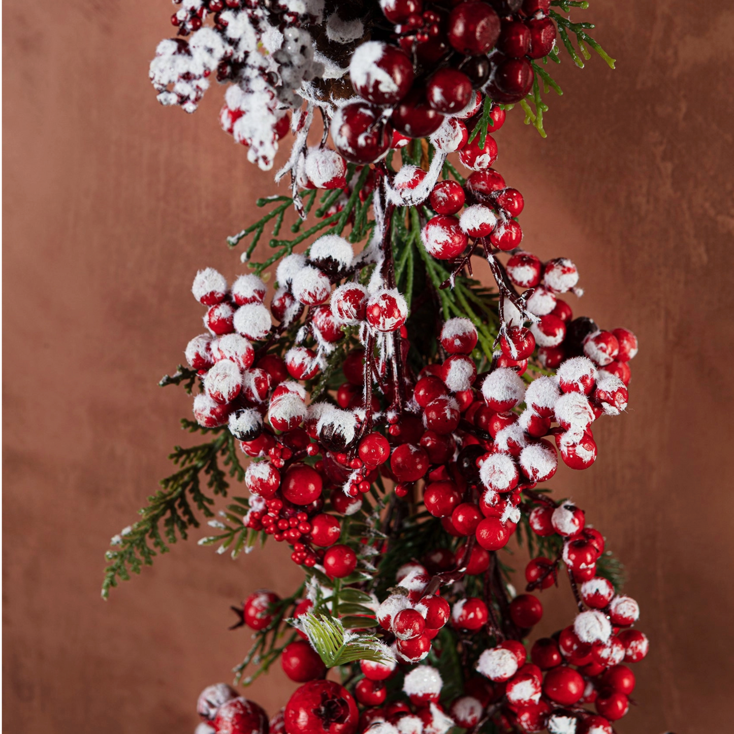 Winter Berry Frosted Garland