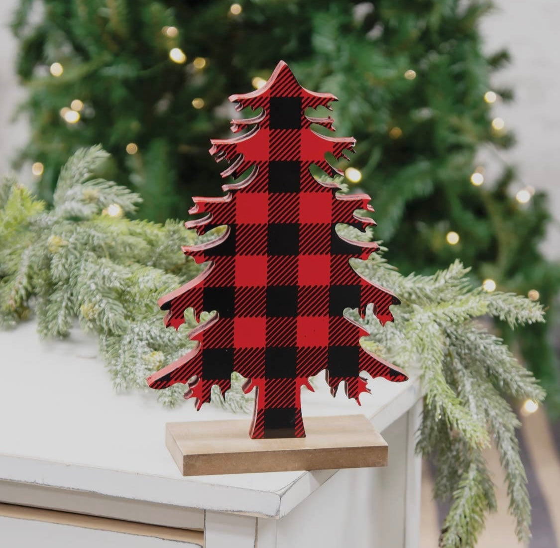 Red & Black Buffalo Check Wood Tree